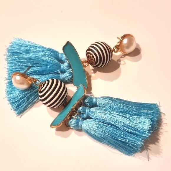 New ZARA Mod Geo Blue Fringe Earrings - Picture 4 of 9